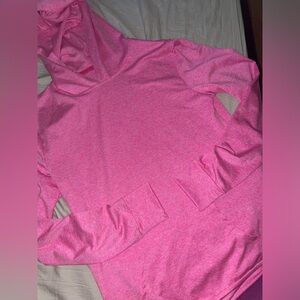 Long sleeve pullover sweatshirt